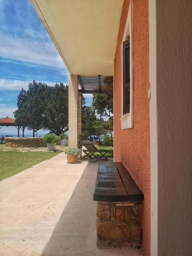Genari Beach Apartments Levendokhorion Экстерьер фото